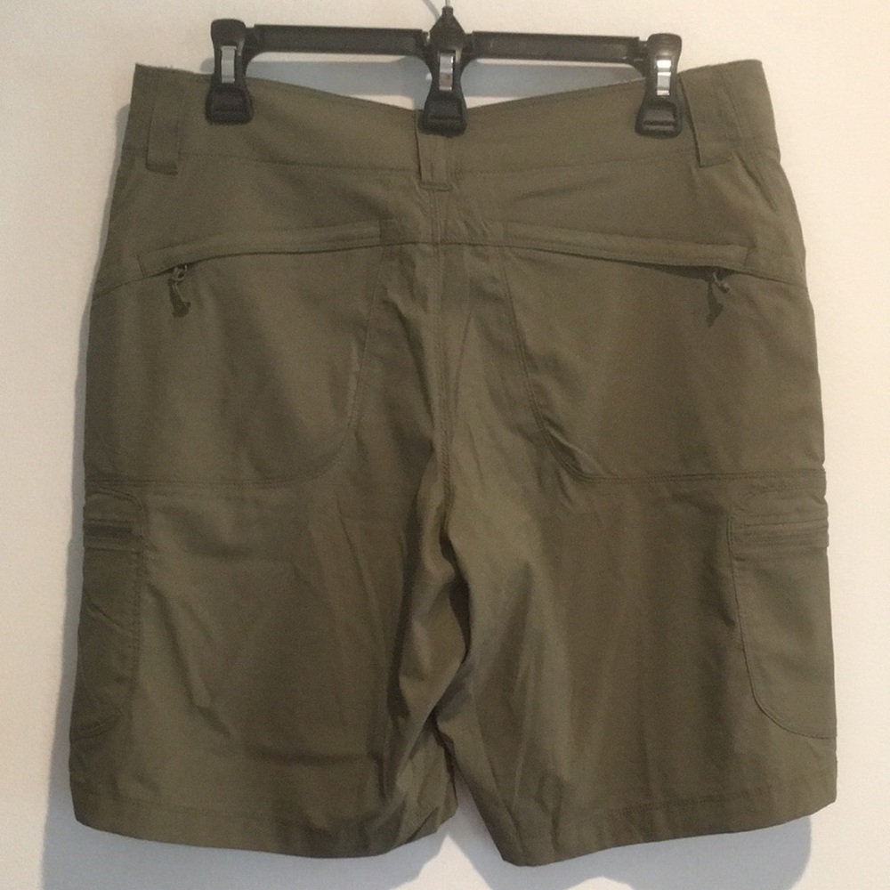 L.L. Bean Women's Cargo Shorts - Olive Green